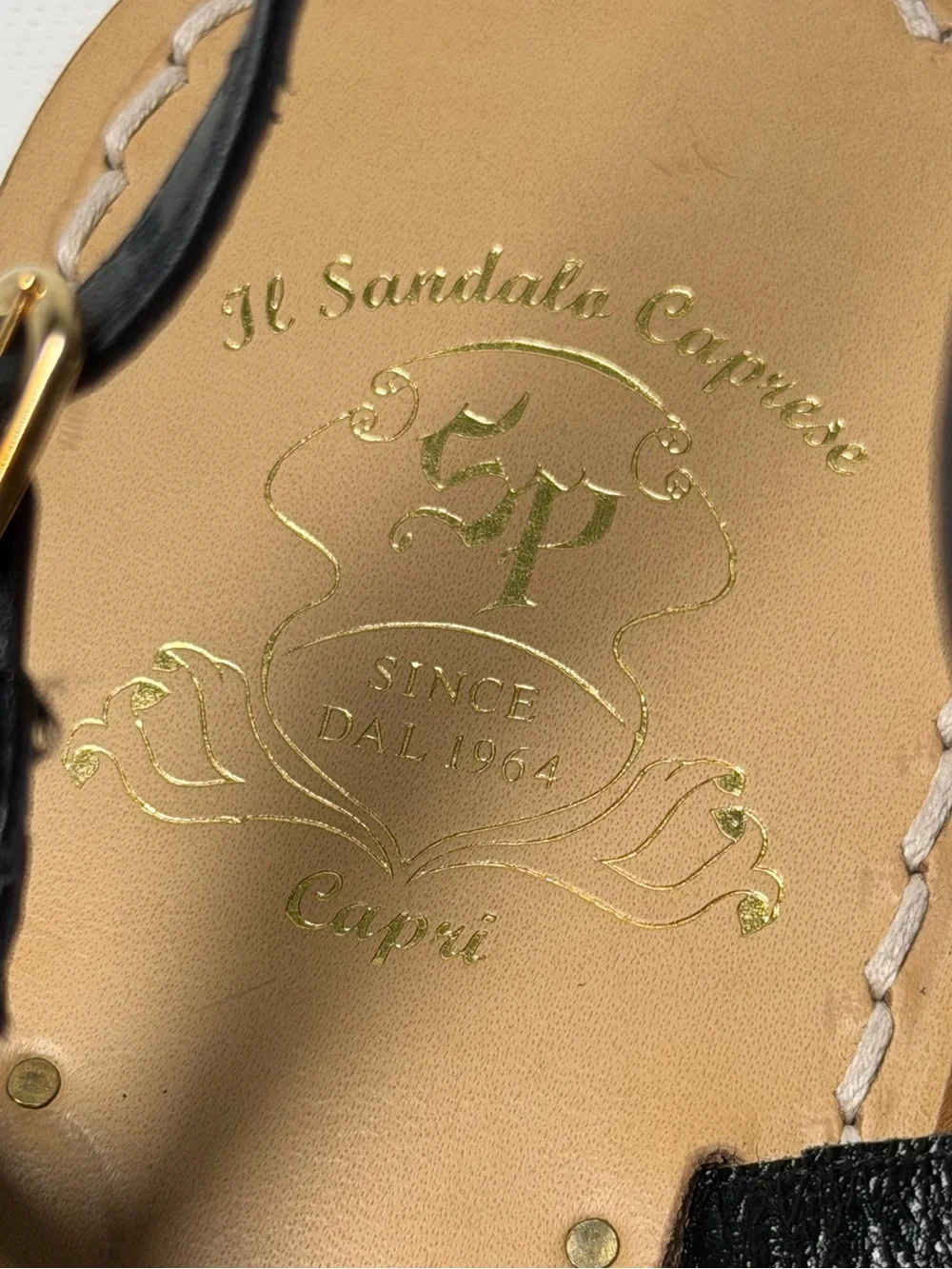 Il Sandalo Caprese T-Strap Sandals - sz 37